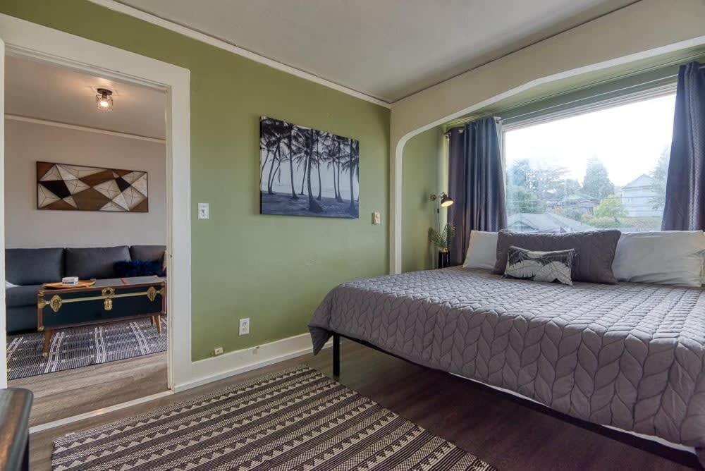 #Stayinmydistrict Historic Apartment Near Downtown Coos Bay Esterno foto
