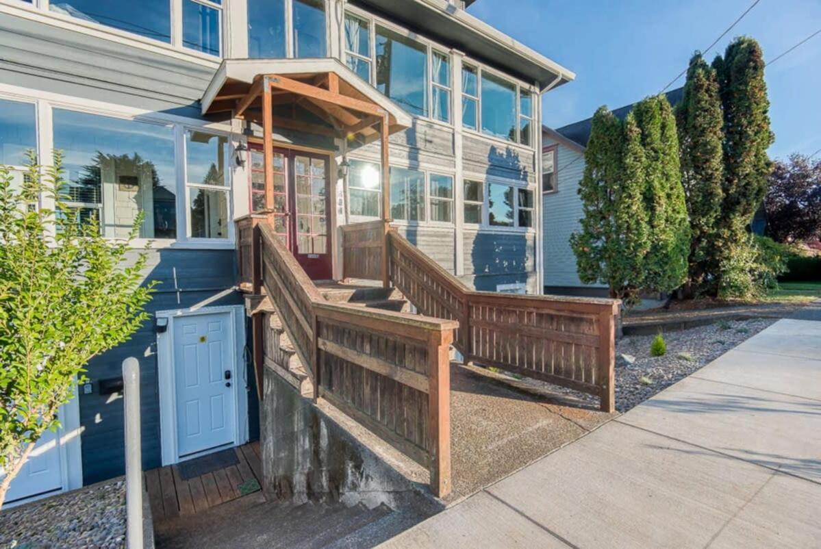 #Stayinmydistrict Historic Apartment Near Downtown Coos Bay Esterno foto